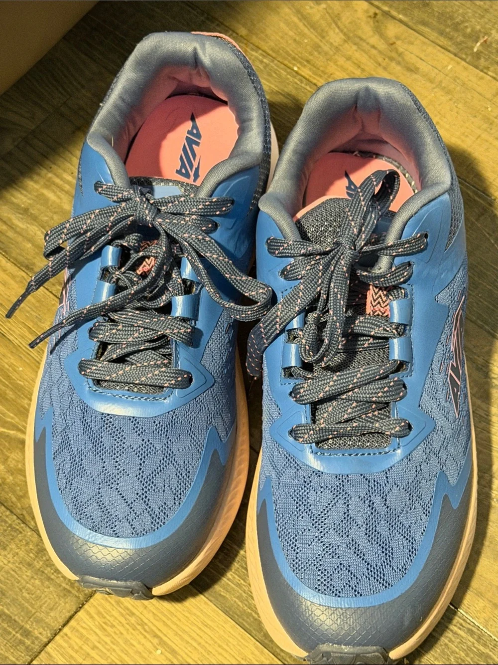 Avia Women's Blue Athletic Sneakers with Pink Lining